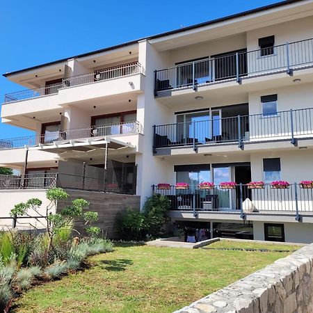 Apartments Doris Malinska Kültér fotó