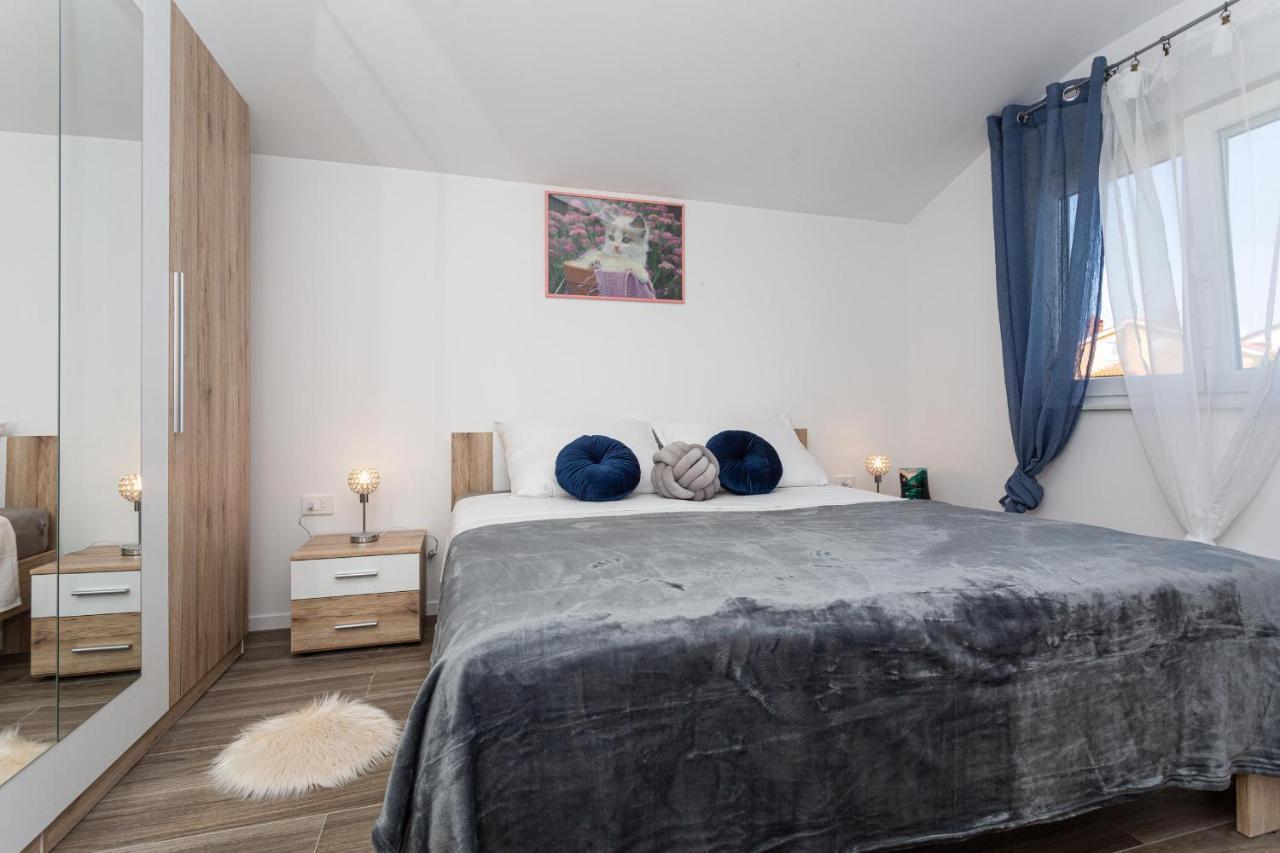 Apartments Doris Malinska Kültér fotó